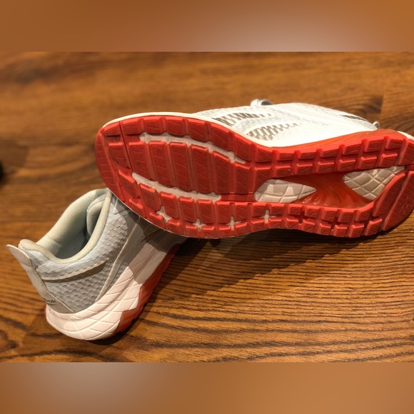 Reebok Liquifect running shoes size 8 - Picture 3 of 6